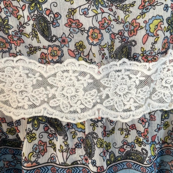 ✨ Boho Floral Lace Babydoll Top – XL - Picture 3 of 7